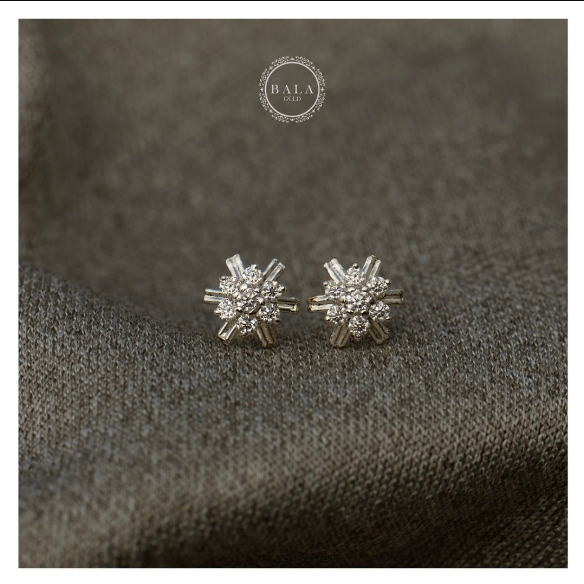 Diamond Cut Ear studs Pair